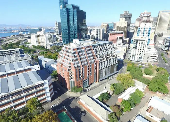 Metropolis Luxury Apartments