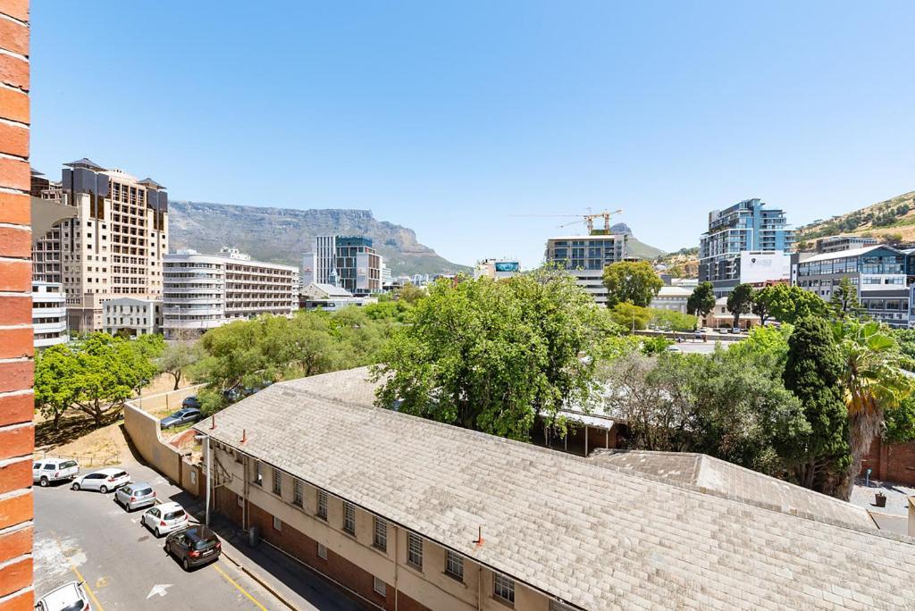 Metropolis Luxury Apartment Cape Town
