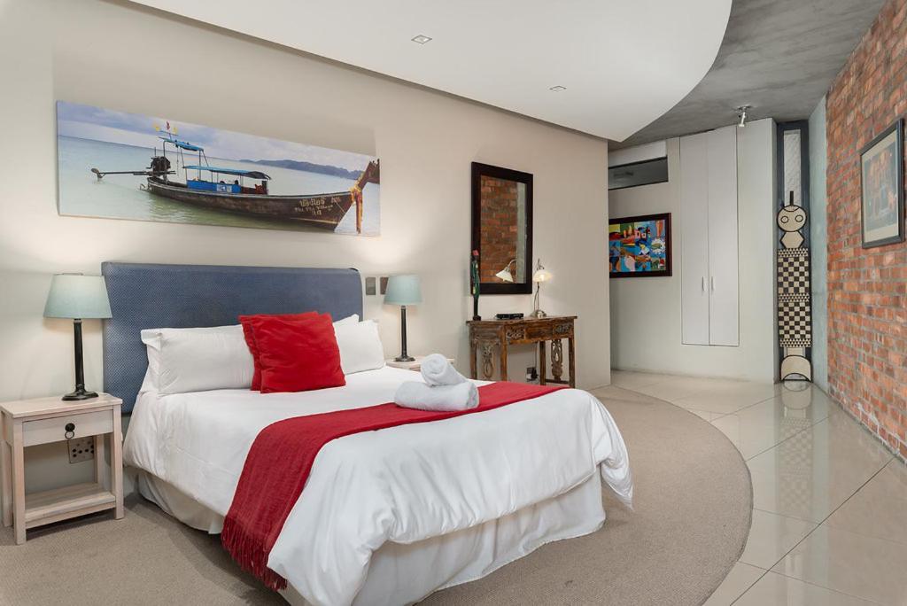 Metropolis Luxury Cape Town
