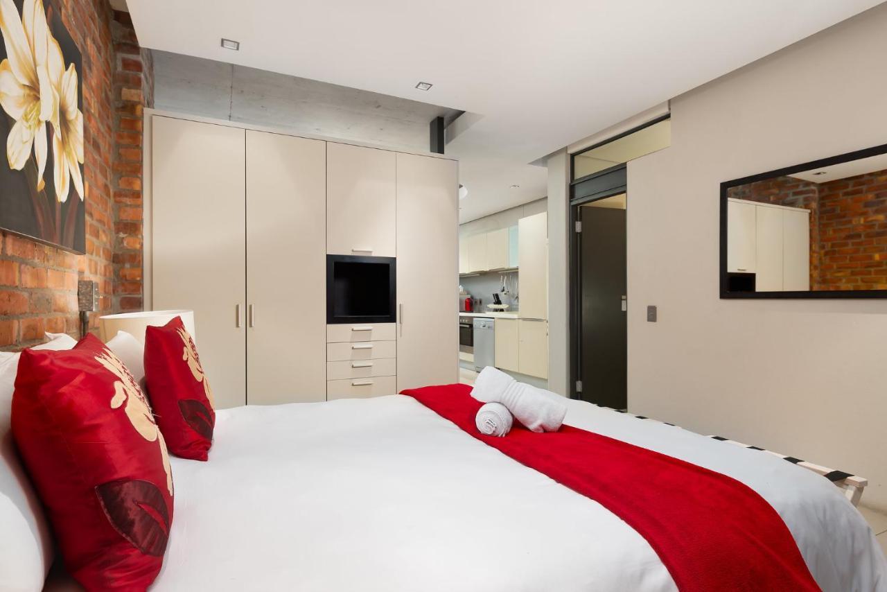 Metropolis Luxury Apartment *